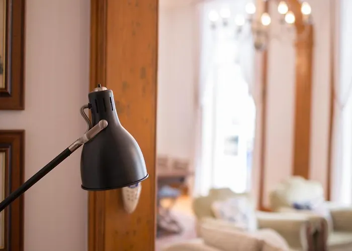 Classic Lisbon Downtown Apartment